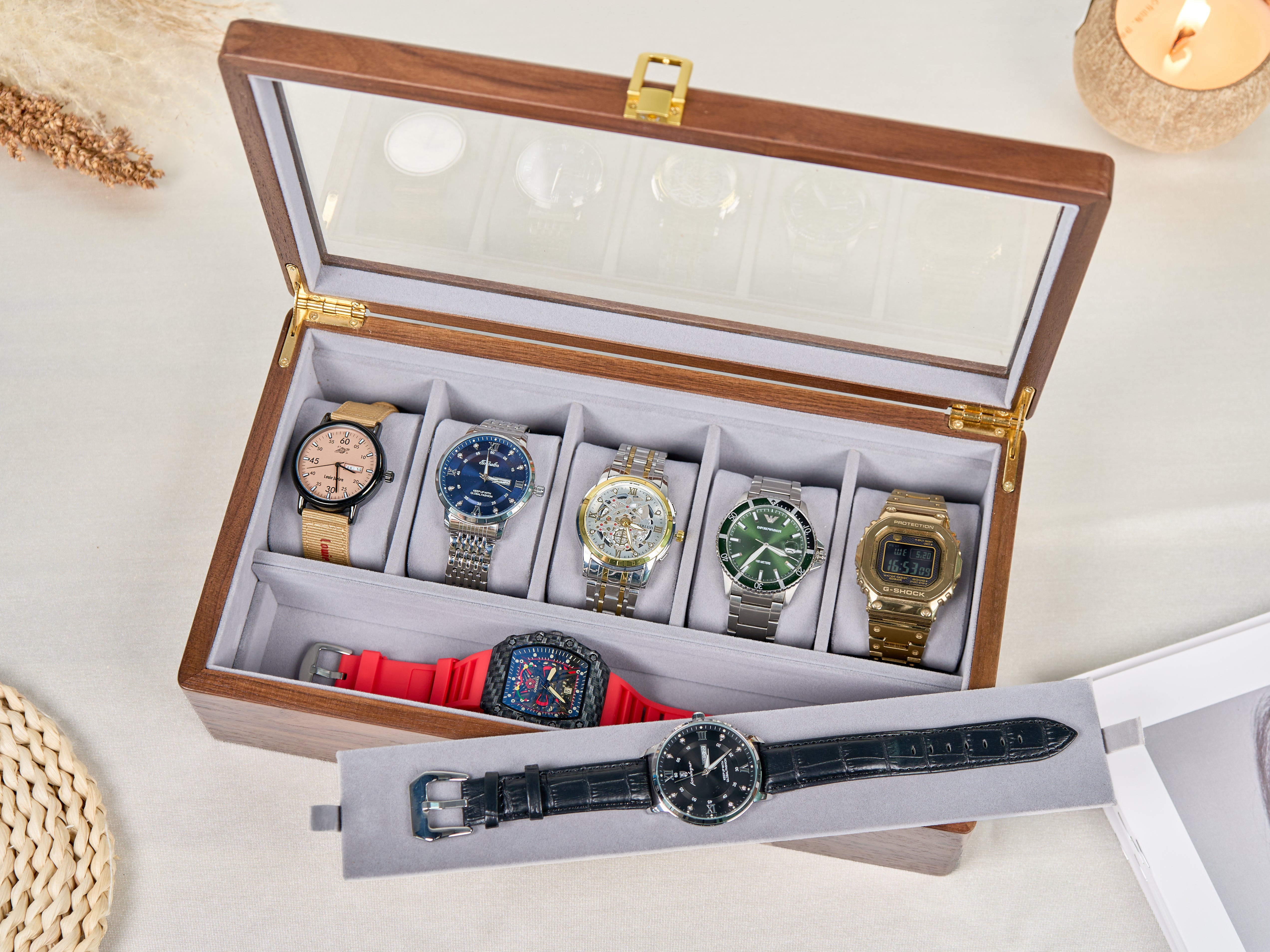 Watch Box 14