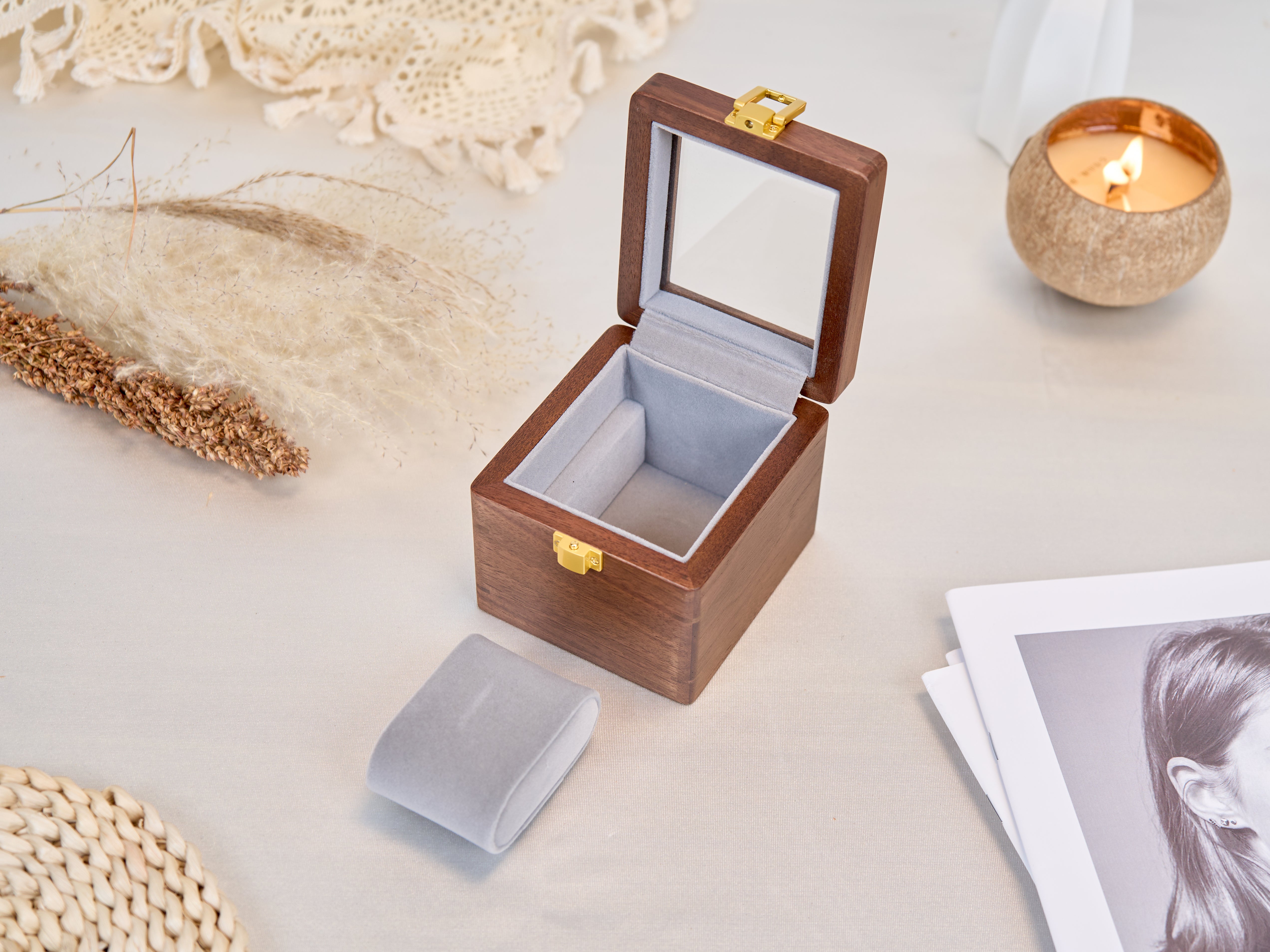 Watch Box 4