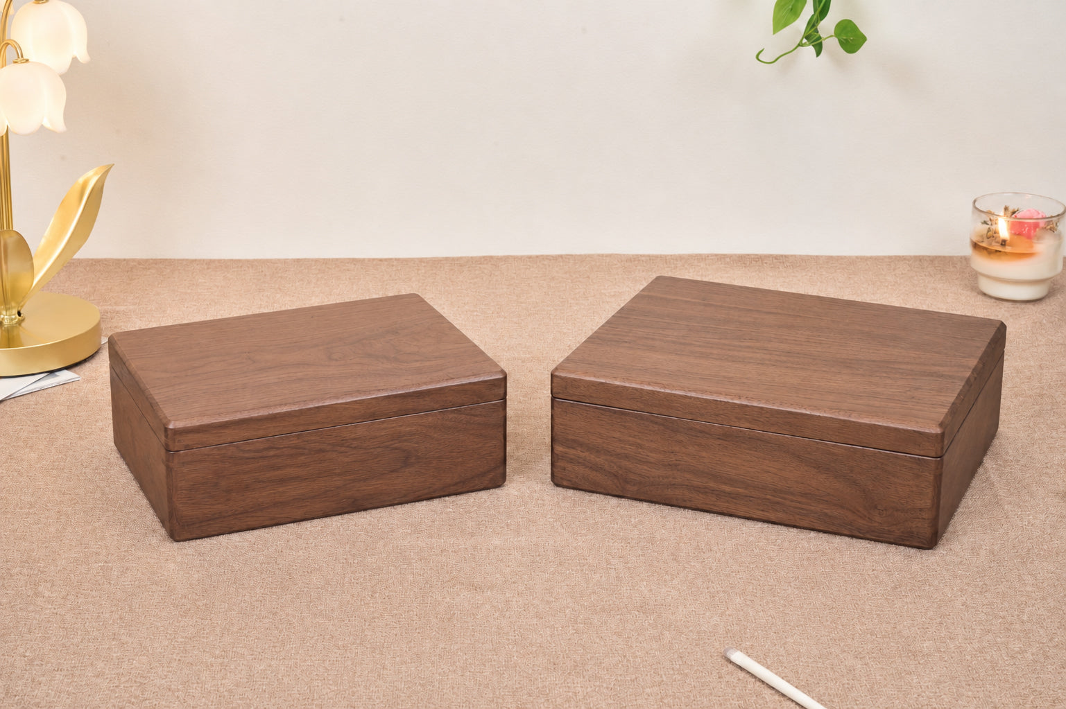 Walnut Jewelry Box with Green Lining, Necklace Hooks & Ring Tray 18
