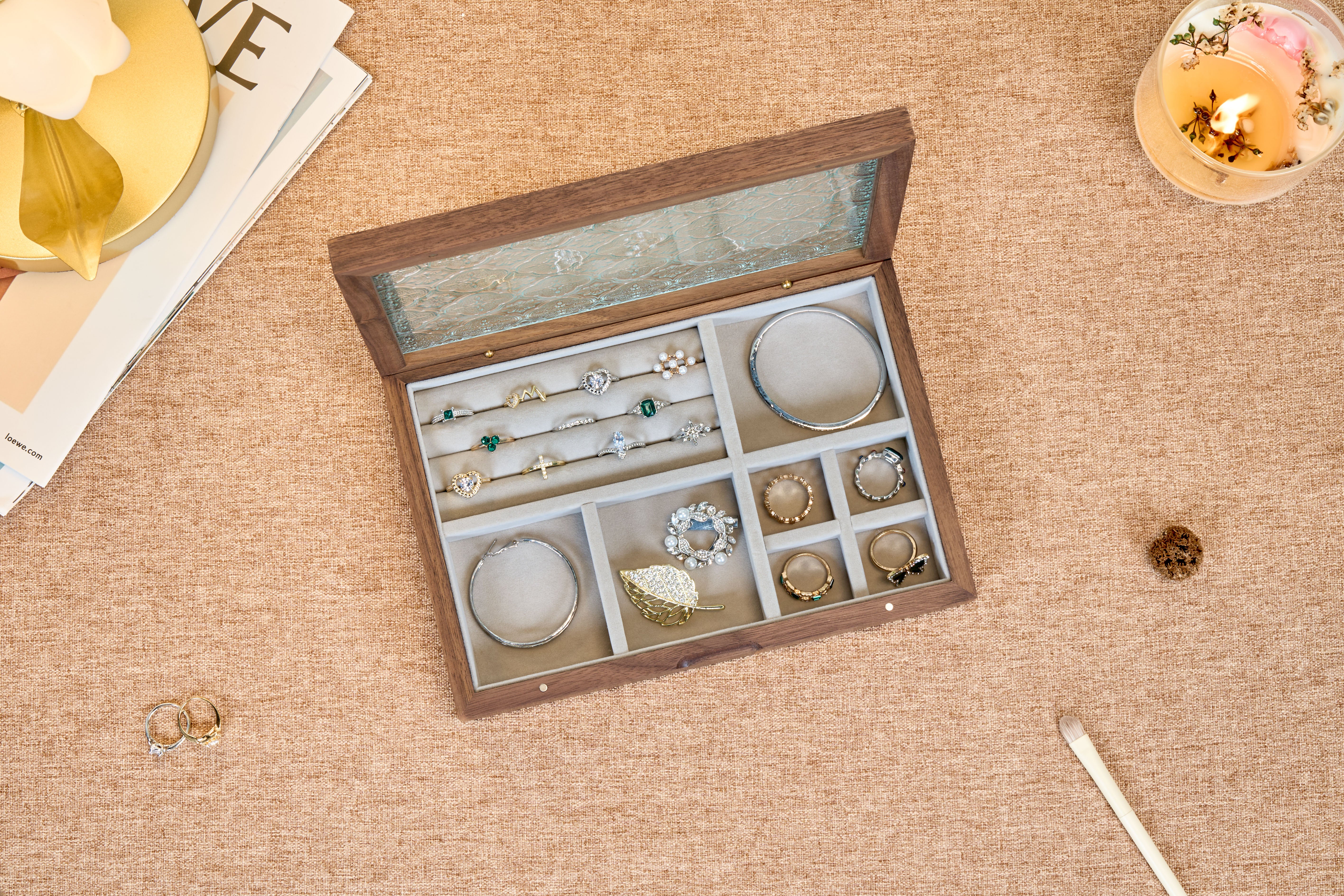 Walnut Jewelry Box with Ornamental Pressed-Glass Lid 10